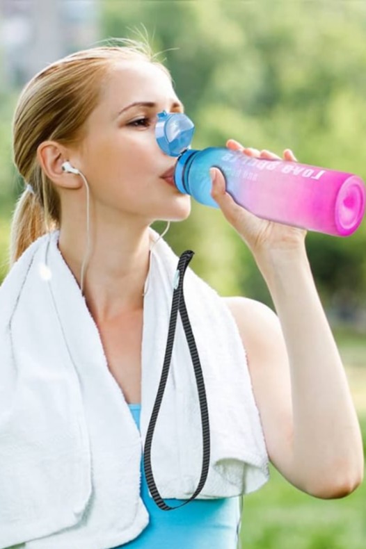 Branded water bottles have undoubtedly become more than just containers for holding water; they are now symbols of our commitment to sustainability and style. With benefits like sustainability, style, and personalization, these bottles offer a refreshing change in the way we stay hydrated. However, it's crucial to use them responsibly and consider their environmental impact. By making conscious choices, we can enjoy the best of both worlds – staying hydrated in style while protecting our planet. So, the next time you reach for a drink, consider reaching for your branded water bottle and join the hydration revolution.